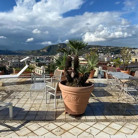 Terrazza Morghen Panoramic Rooftop Appartement Napels