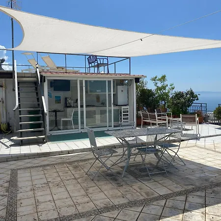 Terrazza Morghen Panoramic Rooftop