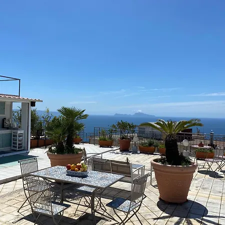 Terrazza Morghen Panoramic Rooftop Apartment *
